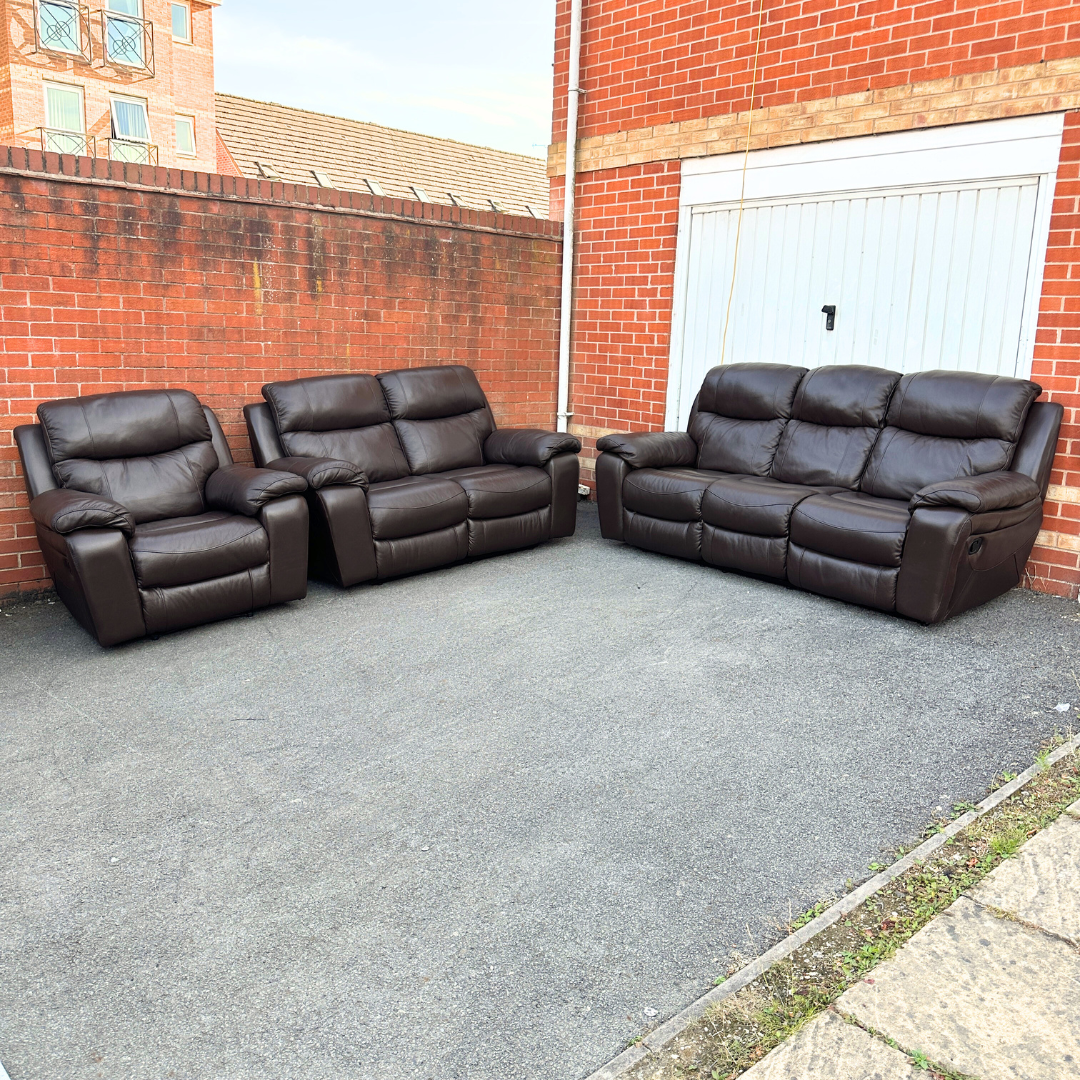 DFS Ex-Display-Never Used! 3+2+1 Seater Sofa Suite - Manual Recliners in Genuine Brown Leather