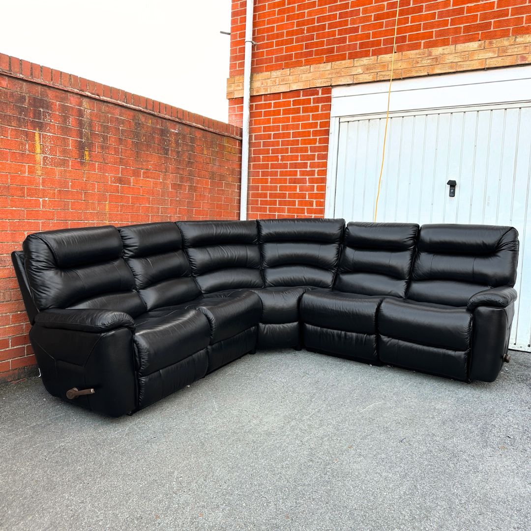 Ex-Display La-Z-Boy in Genuine Black Leather RRP £3800