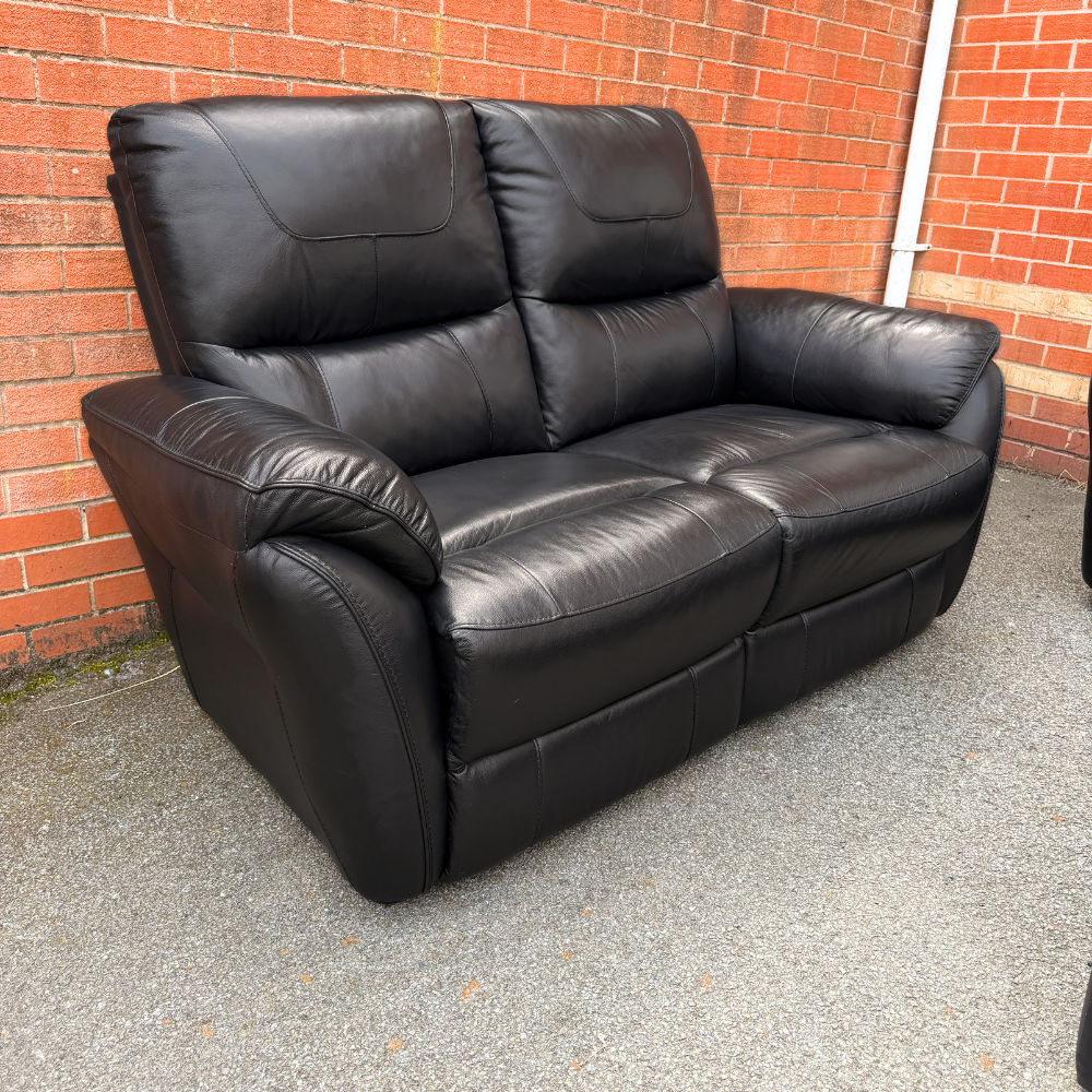 Furniture Village High Back 3 & 2 Seater Sofa Suite & Free Footstool