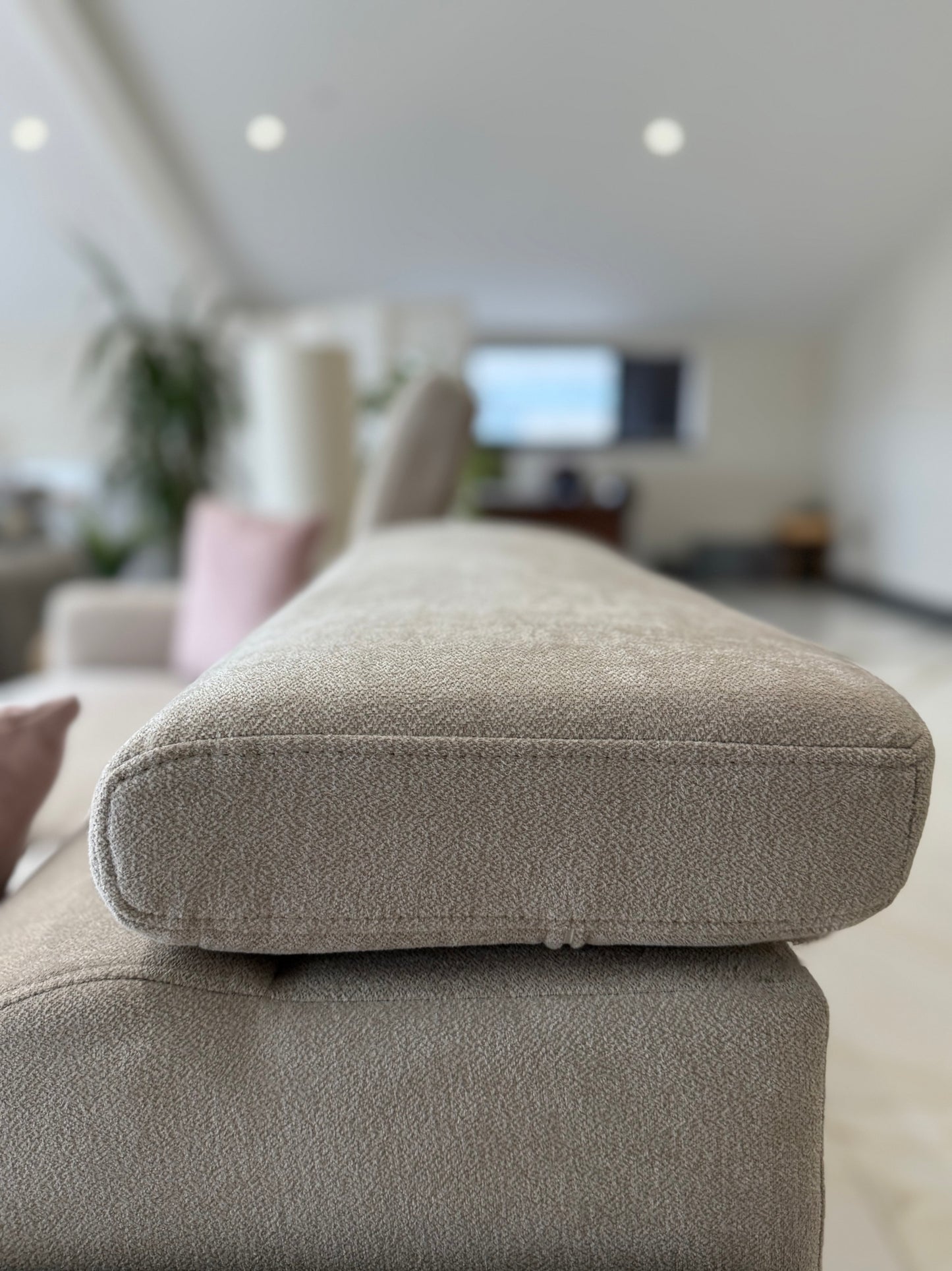 The Verano Sofa | Beige 3 Seater Electric Sofabed